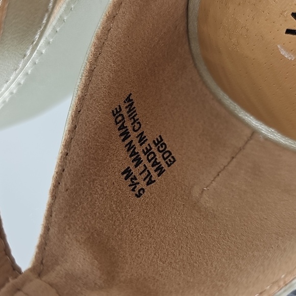 G White Mountain Gold Strappy Heeled Sandal Edge sz 5.5 hot nightlife block heel - Picture 11 of 11